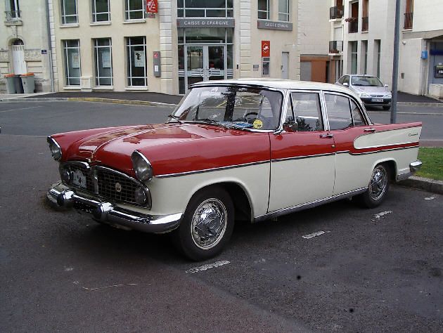 Simca Ariane et la Simca Chambord